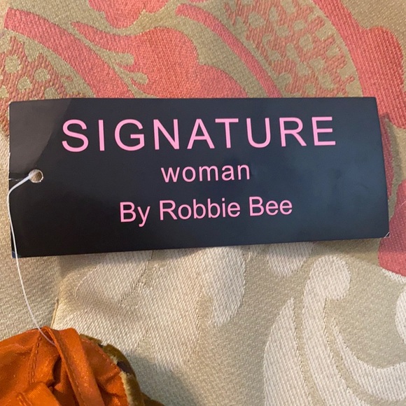 Halter evening dress - Picture 6 of 10